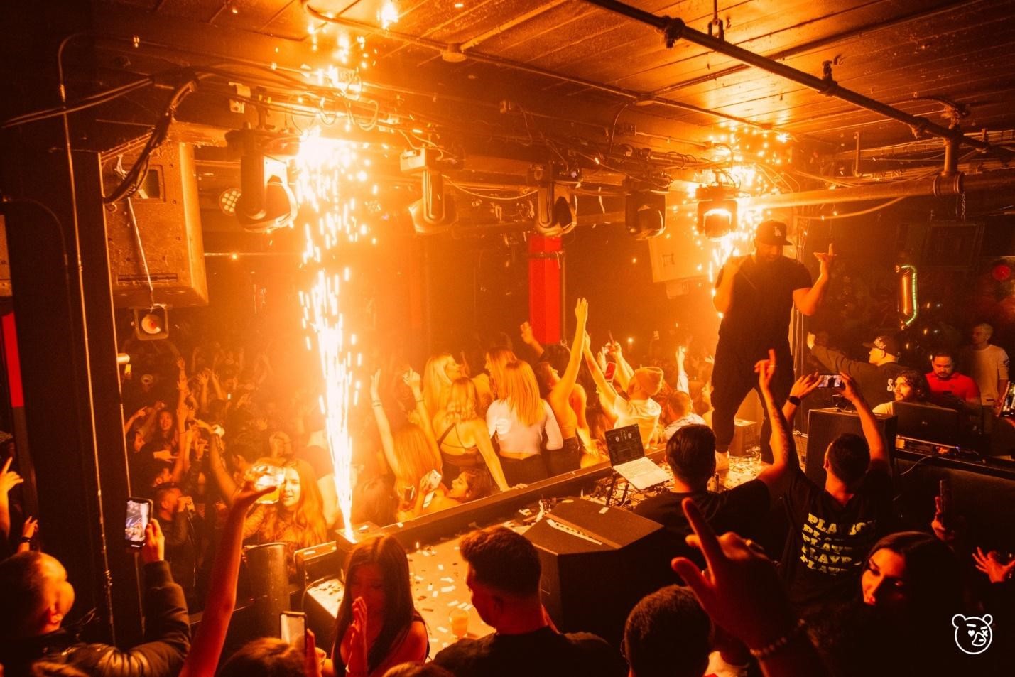 20-of-the-best-nightclubs-in-the-world-club-bookers