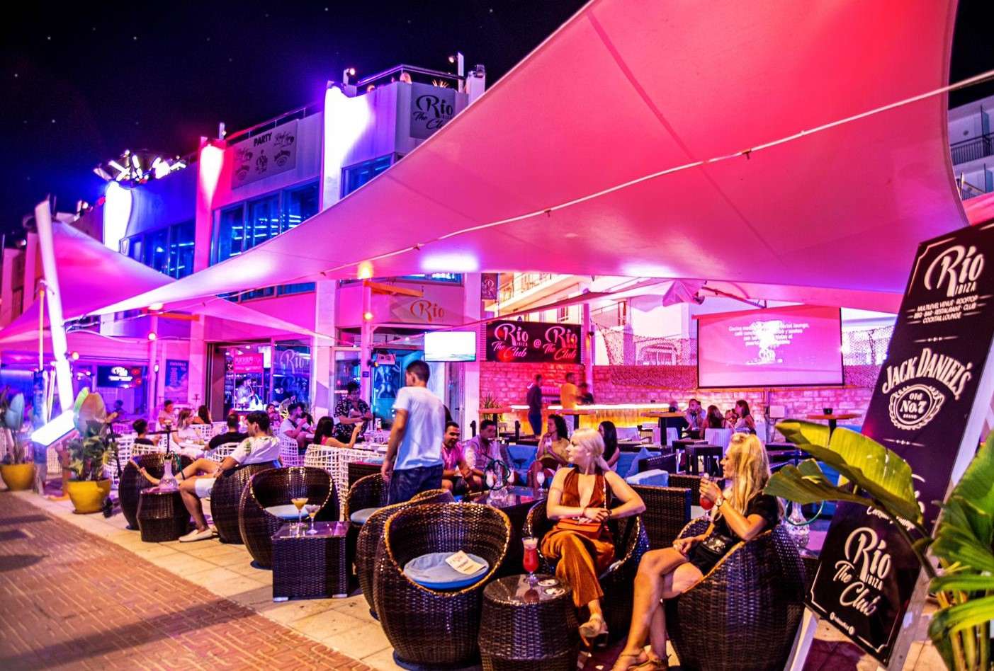 Ibiza Nightlife - Club Bookers